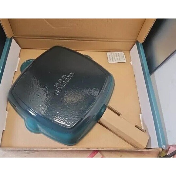 Crofton 11" Square Green Enamel Cast Iron Skillet Frying Pan Double Pour NOS - Picture 10 of 11